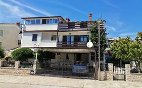 Apartments Anic